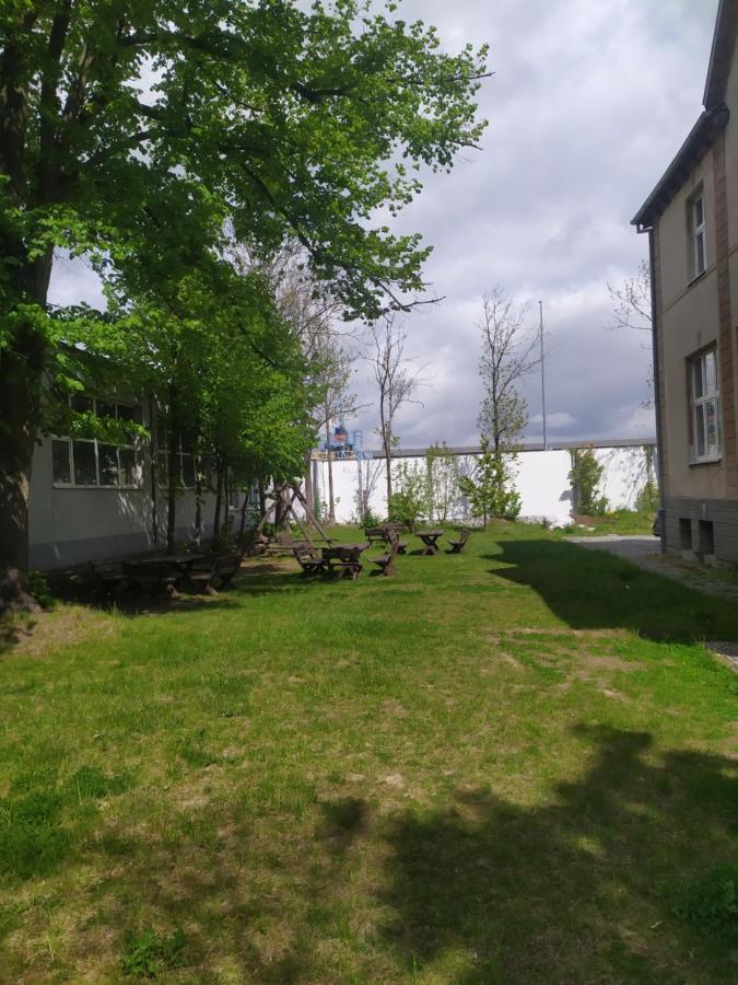 Feniks Pokoje Goscinne Malbork Esterno foto